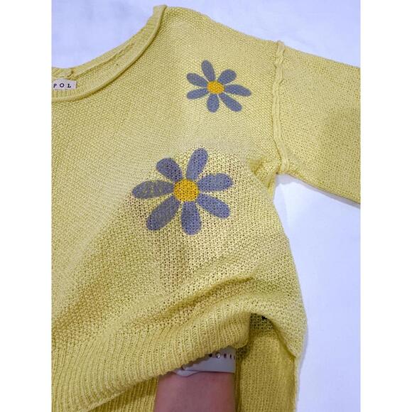 POL Yellow Knit Daisy Flower Print Oversized Relaxed Fit Sweater Top- Size Small - Picture 6 of 9